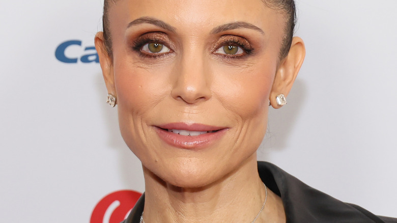 Bethenny Frankel smiling brown hair