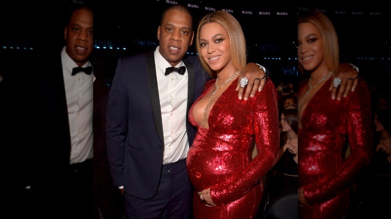 Jay-Z posing with pregnant Beyoncé