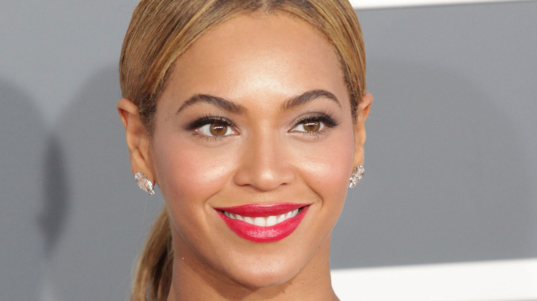 Beyonce smiling 
