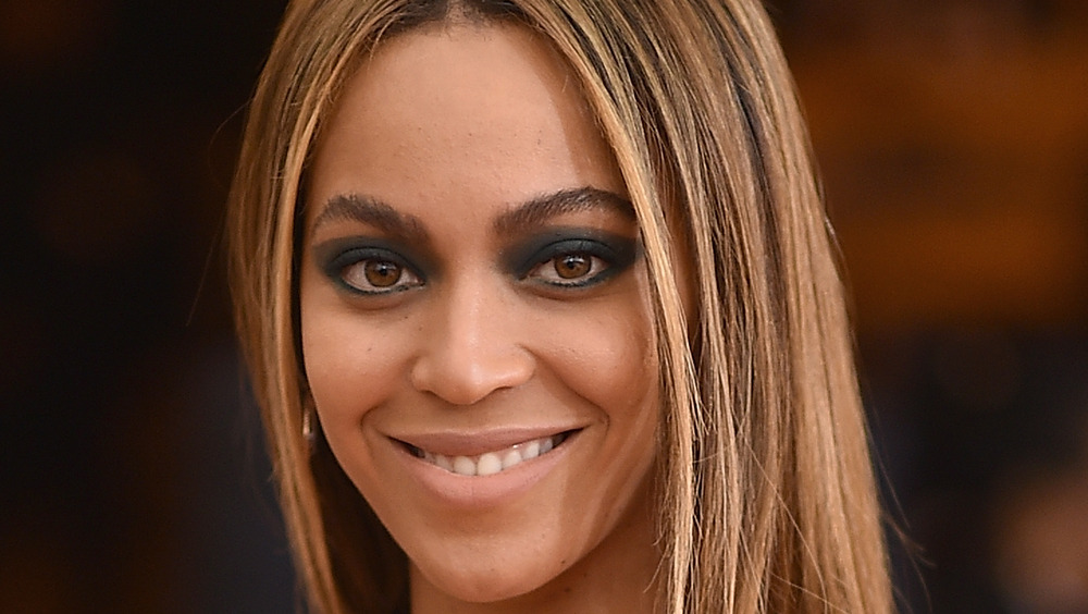 Beyonce smiling on the red carpet