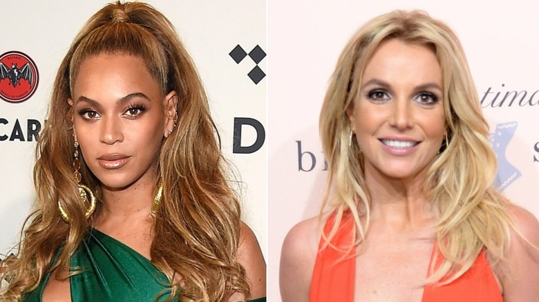Beyoncé and Britney Spears posing