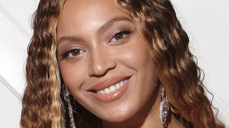 Beyoncé smiling 