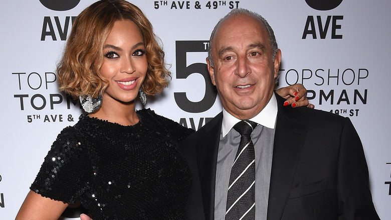 Beyonce and Philip Green posing 