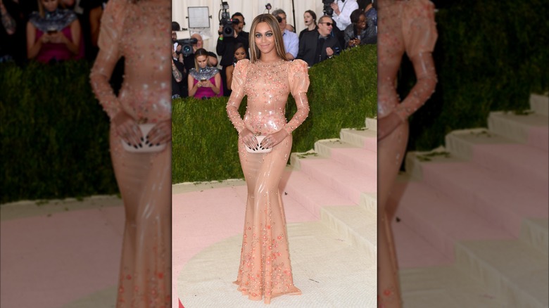 Beyoncé attending the 2016 Met Gala