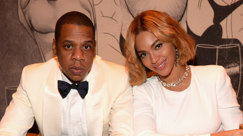 Beyoncé and Jay-Z pose together