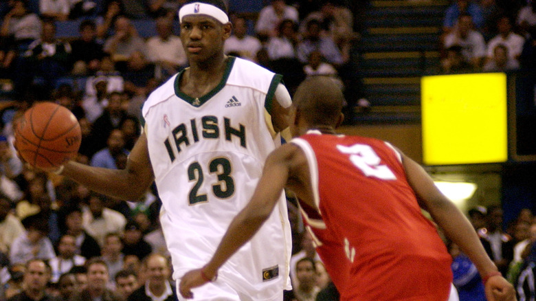 Young LeBron James playing in the court
