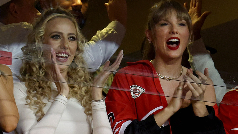 Brittany Mahomes and Taylor Swift cheering