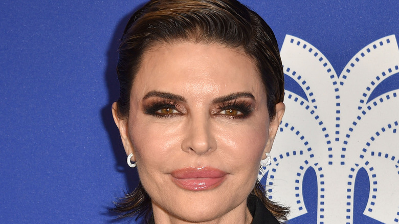 Lisa Rinna slicked back hair