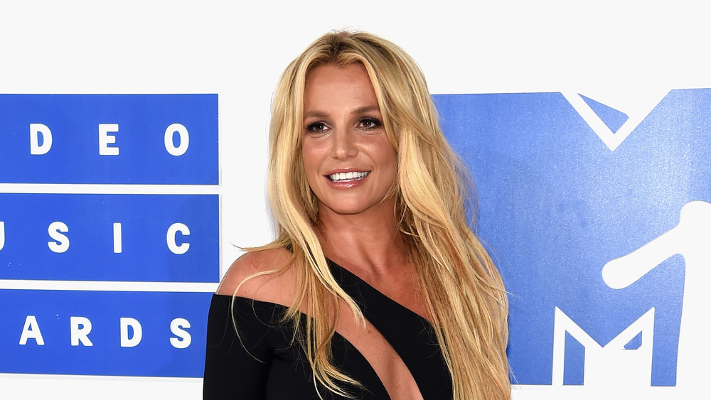 Britney at the 2016 MTV VMAs