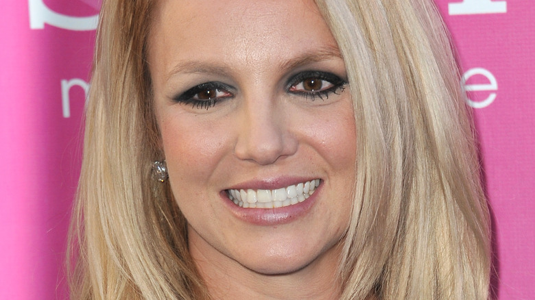 britney spears smiling