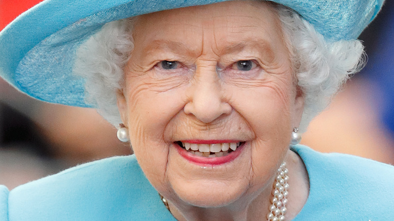 Queen Elizabeth smile 