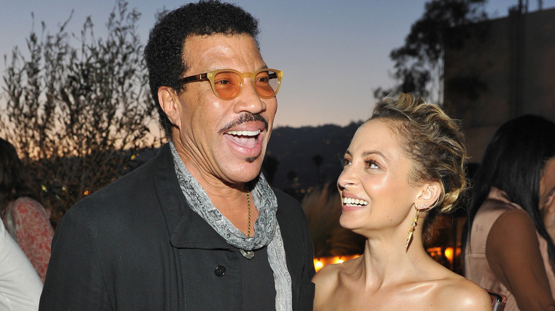 Lionel and Nicole Richie laughing