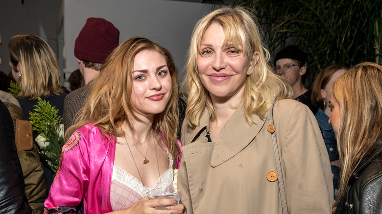 Frances Bean Cobain and Courtney Love posing together