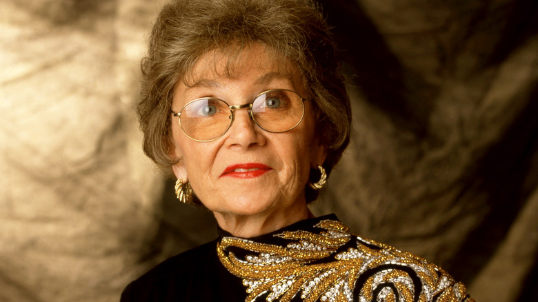 Golden Girls star Estelle Getty stares ahead in glasses