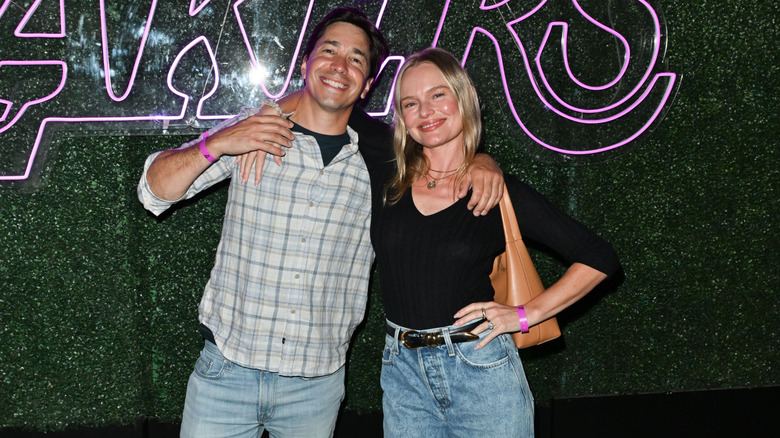 Justin Long and Kate Bosworth attending a basketball game between the Los Angeles Lakers and the Houston Rockets at Crypto.com Arena