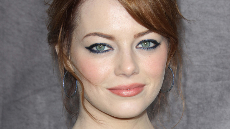 Emma Stone in dark eye makeup