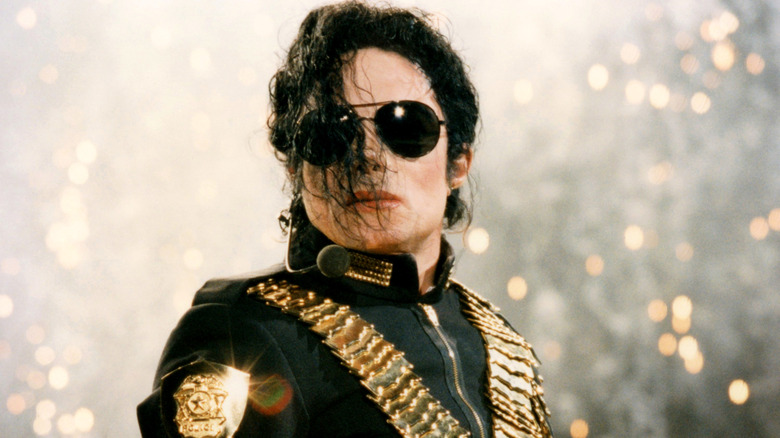 Michael Jackson performs