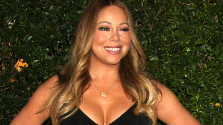 Mariah Carey posing