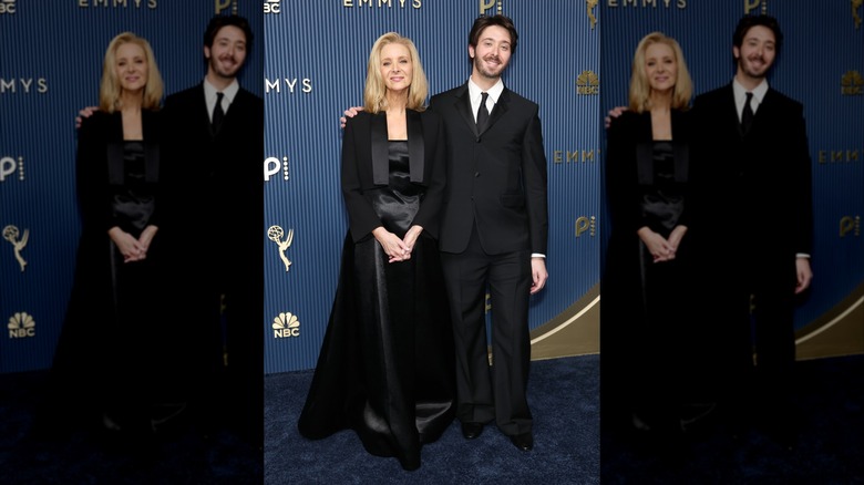 Lisa Kudrow posing with her son Julian Murray Stern at the Emmys 2026.