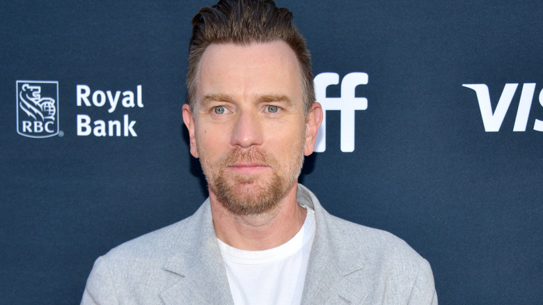 Ewan McGregor posing