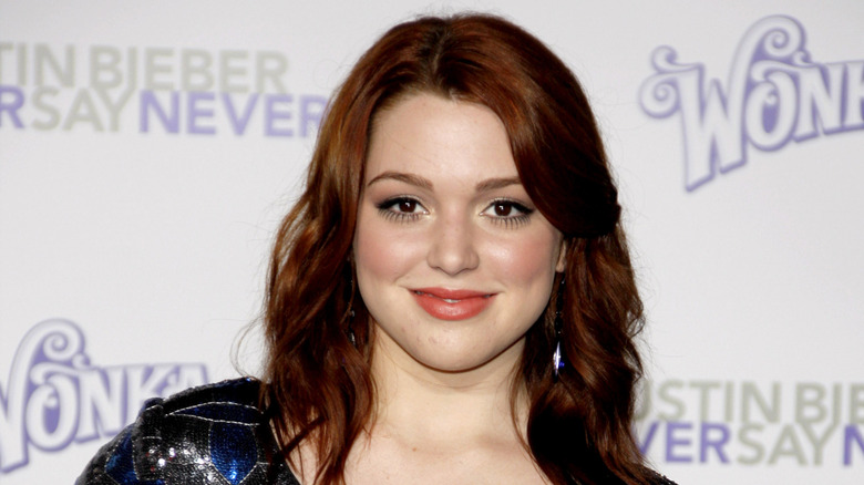 Jennifer Stone posing