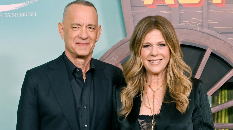 Tom Hanks and Rita Wilson pose for photos