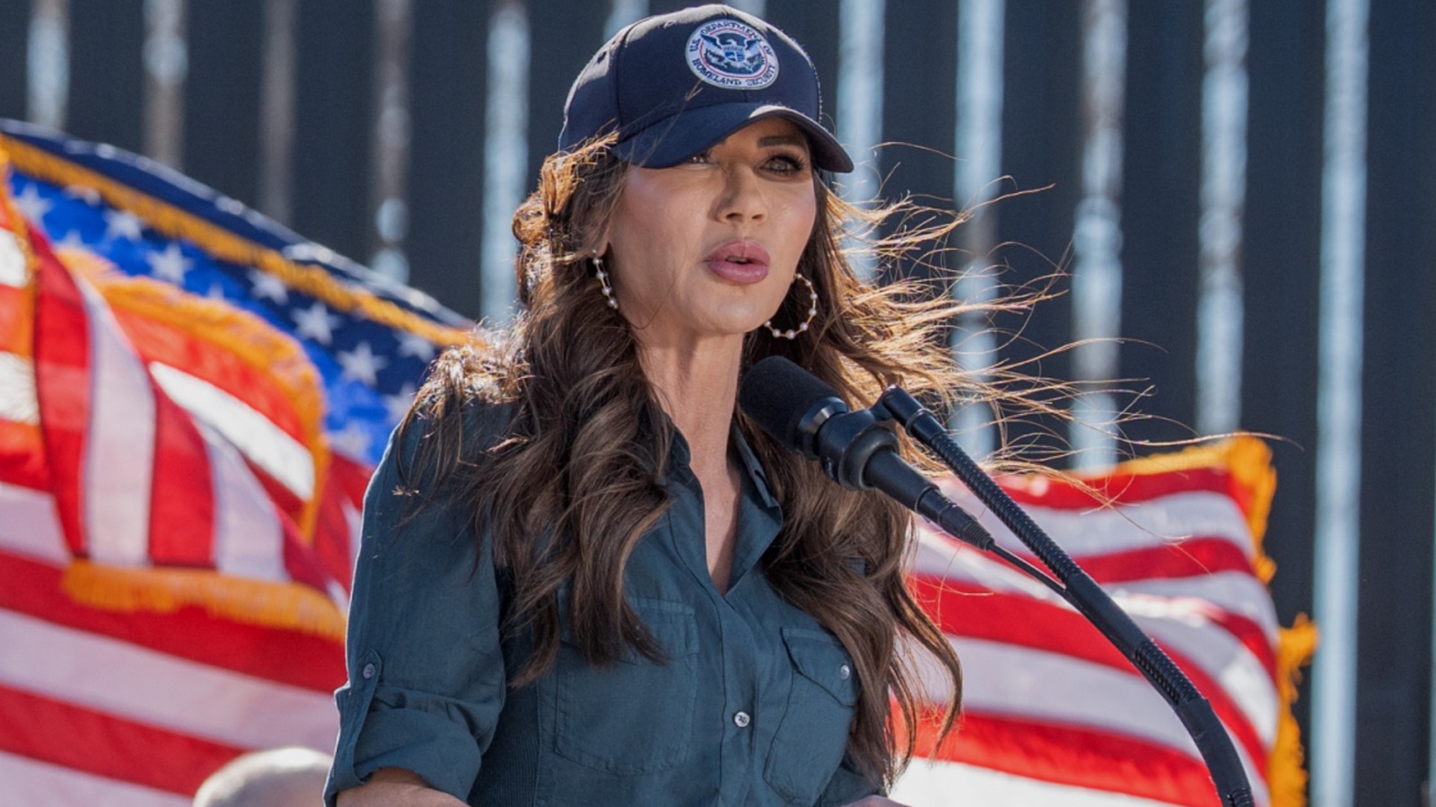 Celebs & Politicians Who Can't Stand Kristi Noem