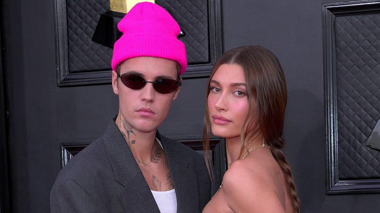 Hailey and Justin Bieber posing
