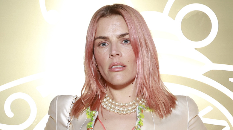  Busy Philipps posing pink hair