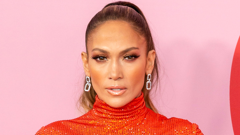 Jennifer Lopez high ponytail pout