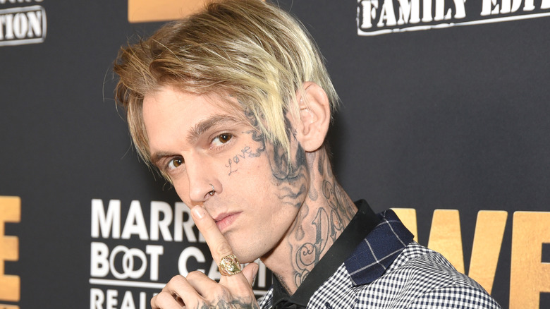 Aaron Carter posing