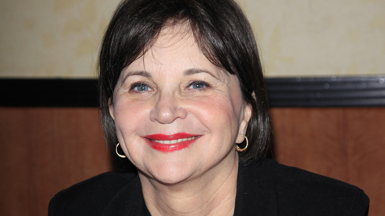 Cindy Williams smiling