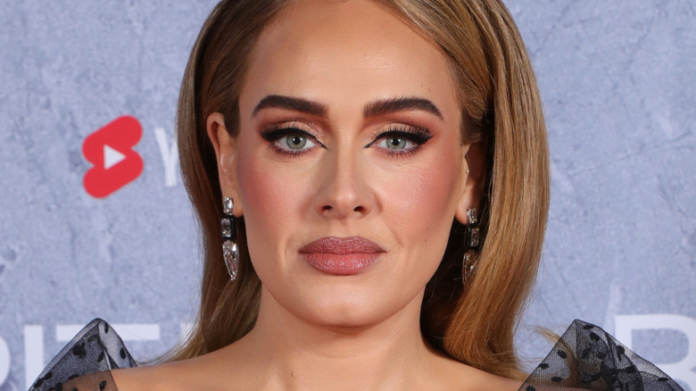 Adele in full facebeat