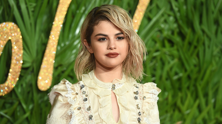 Selena Gomez with blonde hair