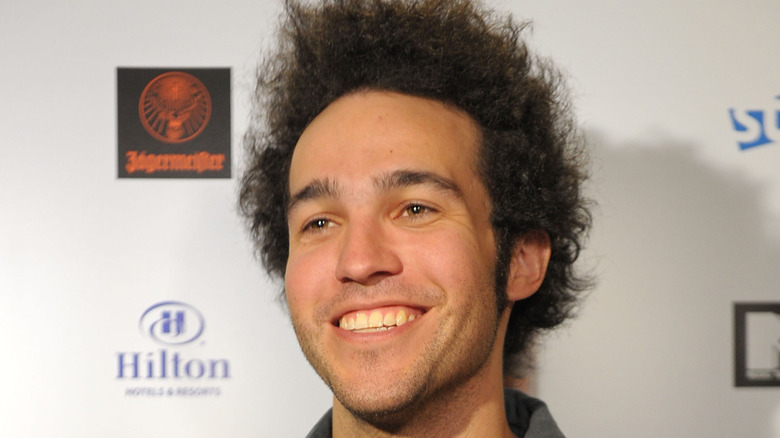 Pete Wentz shows off his natural hair