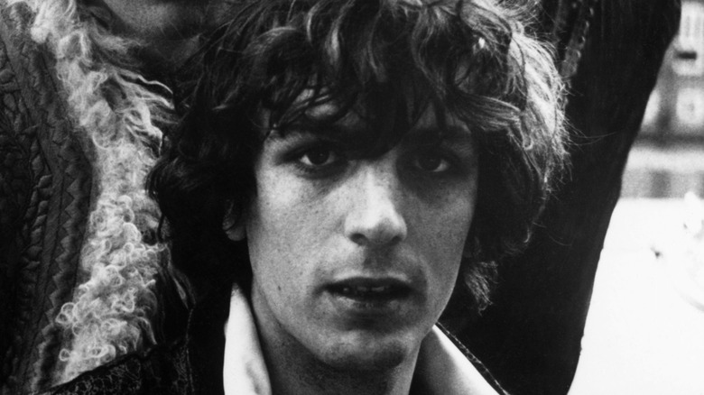 Syd Barrett posing