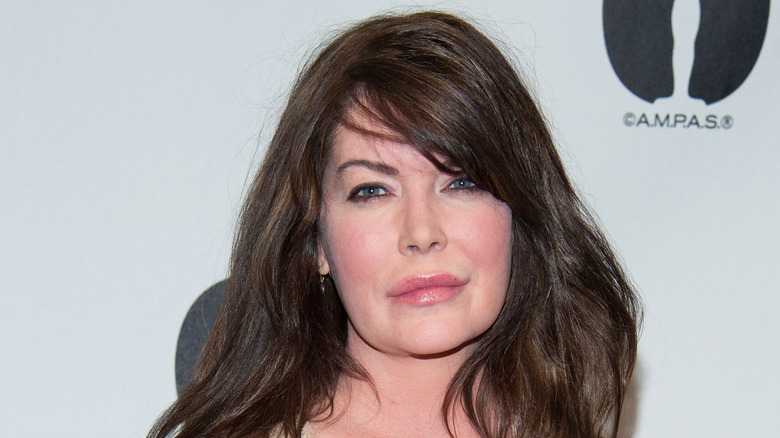 Lara Flynn Boyle at event