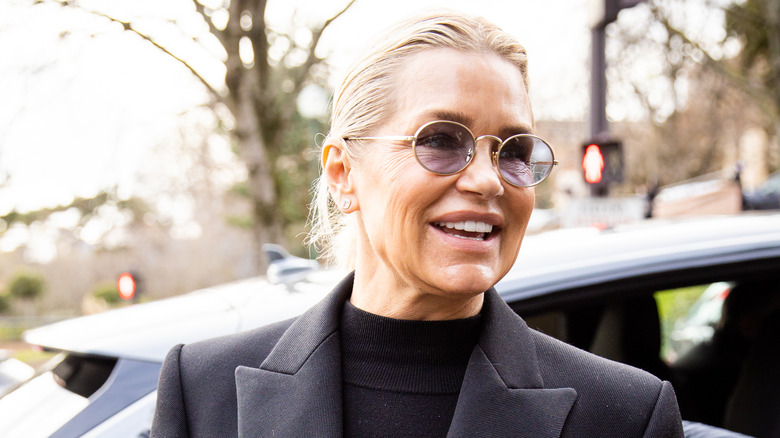Yolanda Hadid in sunglasses