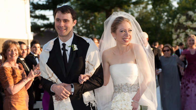 Marc Mezvinsky and Chelsea Clinton getting married at Astor Courts Estate