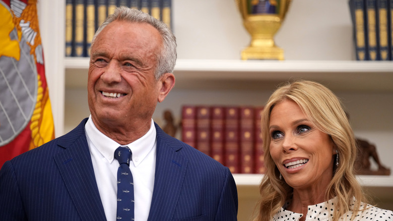 Robert F. Kennedy Jr and Cheryl Hines smiling