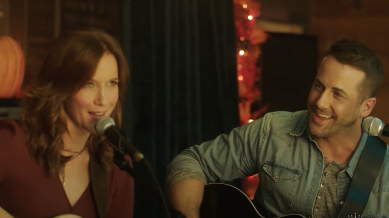Jessy Schram with Niall Matter