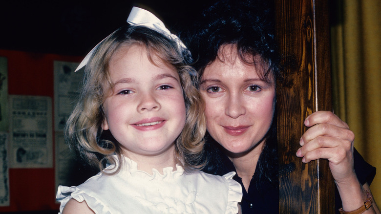 Drew and Jaid Barrymore posing for photo in New York City in 1982