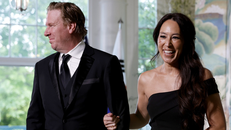 Chip and Joanna Gaines arriving at an event together.
