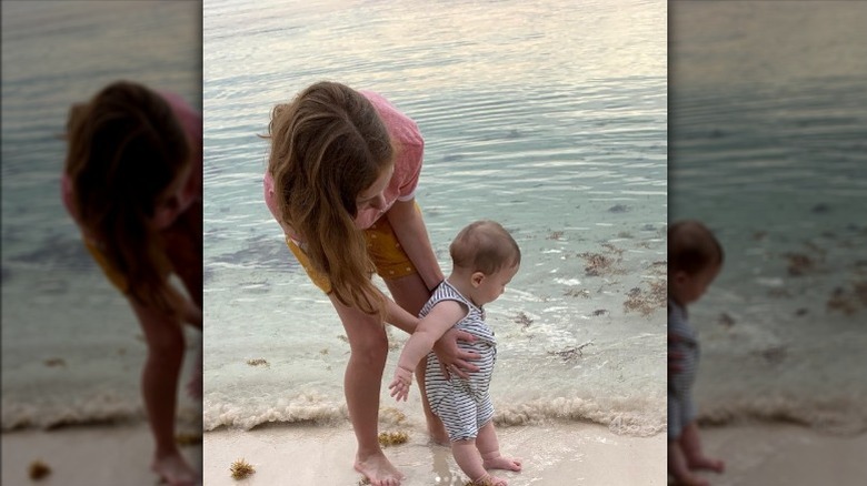 Gaines' kids walking on the beach