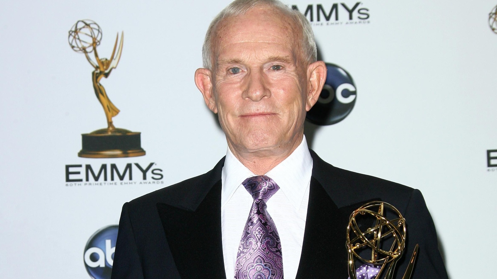 Comedian Tom Smothers Of The Smothers Brothers Dead At 86 comedian-tom-smothers-of-the-smothers-brothers-dead-at-86