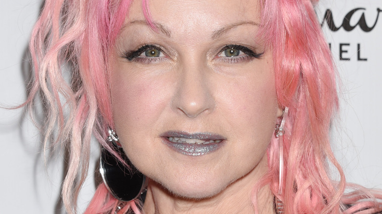Cyndi Lauper pink hair