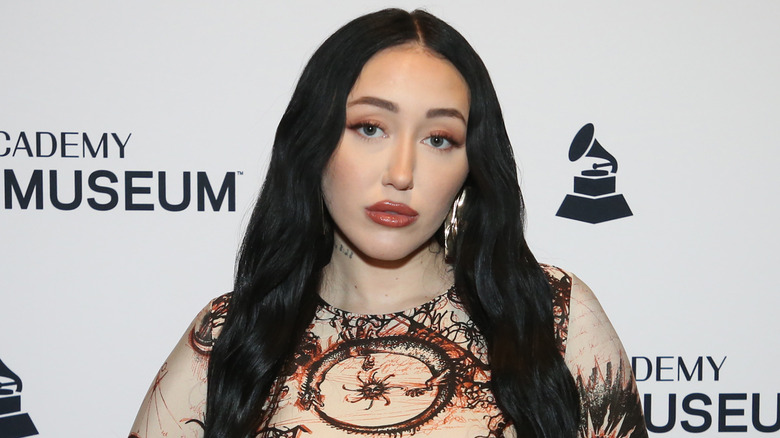 Noah Cyrus posing