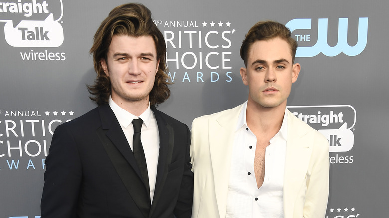 Dacre Montgomery and Joe Keery posing