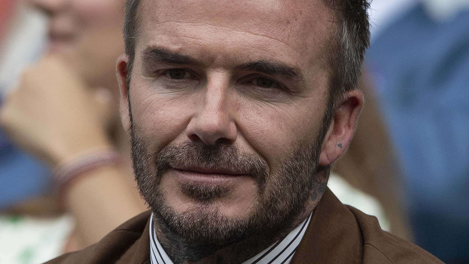 David Beckham s Appearance In Line To Mourn The Queen Is Sparking Major david-beckham-s-appearance-in-line-to-mourn-the-queen-is-sparking-major