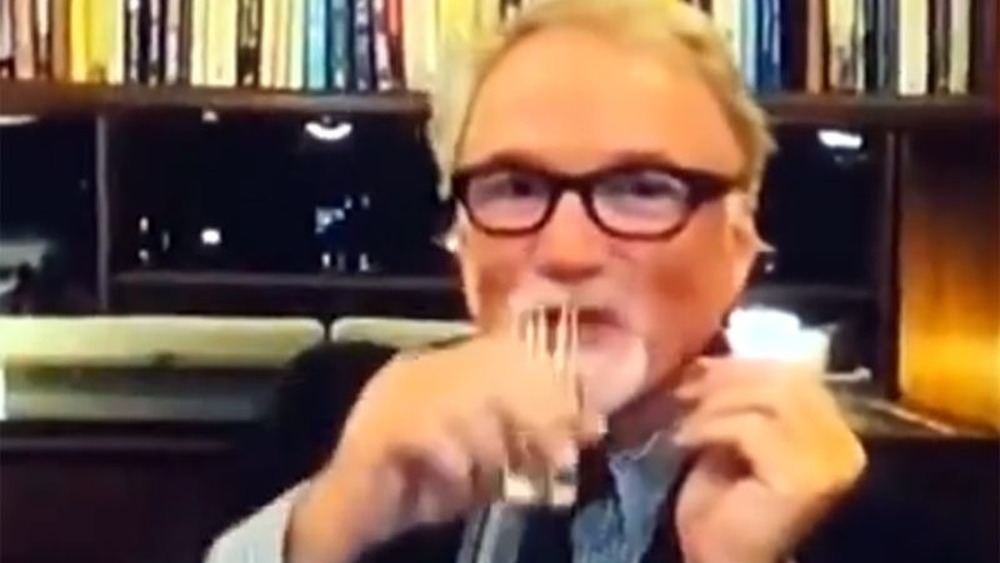 David Fincher takes shot Golden Globes